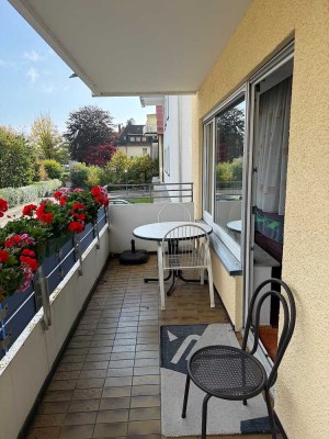 Zentrale Lage - Drei Zimmer in Friedrichshafen