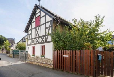 Charmantes saniertes Fachwerkhaus mit Innenhof
