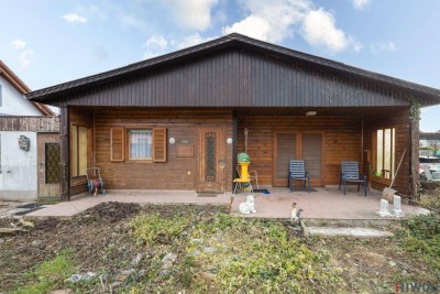 ENTZÜCKENDES WEEKENDHAUS ODER BAUGRUND II SANIERUNGSBEDÜRFTIG II VIEL POTENZIAL II SCHÖNER GARTEN II GARAGE II RUHIGE SIEDLUNGSLAGE II NÄHE FELIXDORF