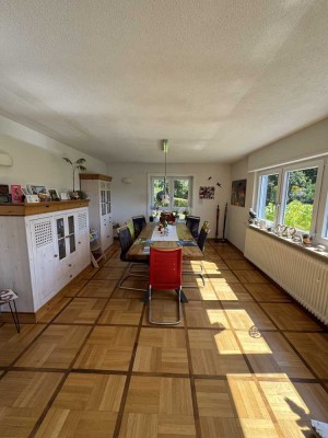 Familienglück am Waldrand – mit Einliegerwohnung und Gartenparadies