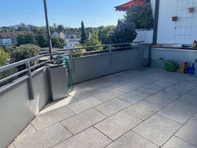 3-Zimmer-Wohnung in attraktiver Lage von Kornwestheim mit Dachterrasse und viel Potenzial