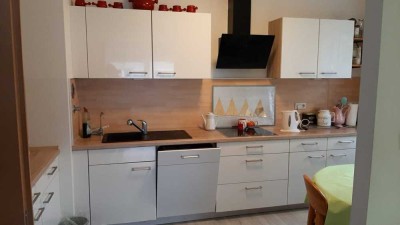 Luxuriöse 3-Zimmer Wohnung (95m²) in Kaarst, voll renoviert