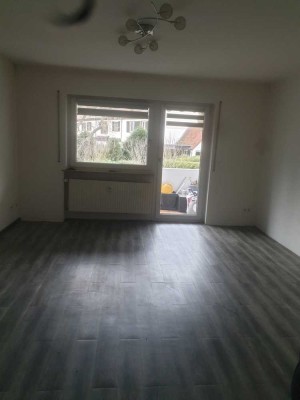 3-Zimmer, Küche, Bad Wohnung mit Balkon in Fürth Dambach / Unterfürberg