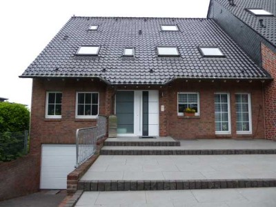 Gemütliche 2 1/2 Zimmer DG-Wohnung mit großem Balkon in Geistenbeck