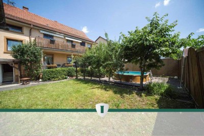 Großes, komplett freiwerdendes 2-Fam.-Haus mit schönem Garten u. Ausbaupotenzial in Volkertshausen