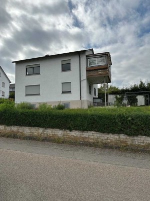 2-Familienhaus in Erdmannhausen mit schönem Fernblick