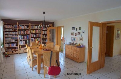 Ihr Reihenendhaus zum Wohlfühlen - Terrasse, Garten &amp; Parkplatz