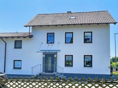Komfortable Erdgeschosswohnung mit überdachter Terrasse und Stellplätzen in Babenhausen