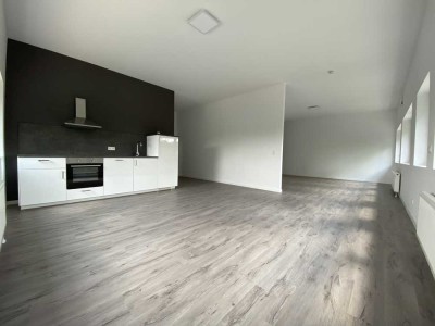 Attraktive 2-Zimmer Wohnung im 1. OG in Roßdorf mit Parkplatz