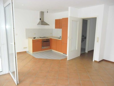 Sandhausen! Tolle Wohnung mit EBK und Wintergarten