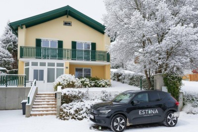 Gepflegtes Haus mit großem Garten, Panorama und Gartenhaus