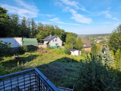 Idyllische 3,5 Zimmer-Wohnung in begehrter Lage inkl. Garten+Balkon mit Blick ins Grüne