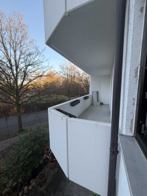 sanierte 2-Zimmer Wohnung nahe Schmutterpark - ab sofort frei