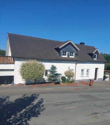 Schönes 4-Zimmer-Haus in 57334, Bad Laasphe, Banfe