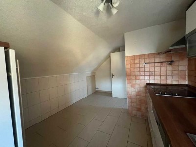 Gemütliche 1,5 Zimmer-Dachgeschosswohnung in ruhiger Lage zu vermieten