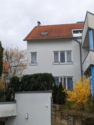Stilvolle, modernisierte 3-Zimmer-Wohnung mit gehobener Innenausstattung in Schönaich