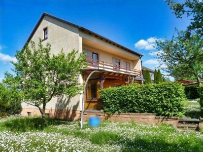 Gartenfreunde aufgepaßt! Perfektes Familieneigenheim mit Garage, Südterrasse und großem Garten in