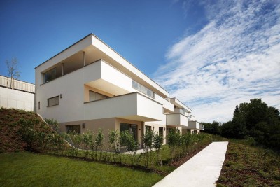 Panoramawohnen Dietach | Traumhafte teilmöblierte 2-Zimmer-Mietwohnung mit Alpenblick – Ihre Oase der Ruhe!