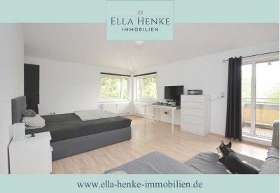 Mit Blick über Harzburg! Schöne, moderne Dachgeschoss-Wohnung mit Balkon + Traumaussicht.