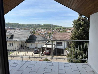 Dielheim: 4 ZKB,  saniert, alles NEU, EBK, Blick übers Tal