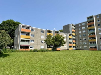 Modernisierungsbedürftige 3-Zimmer-Wohnung mit Balkon und Tiefgaragenstellplatz