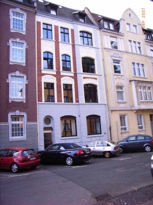 Schöne ruhige Wohnung im renovierten Altbau im Saarlandstraßenviertel