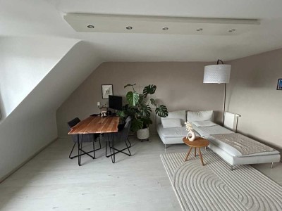 Dachgeschosswohnung mit tollem Blick über Stuttgart West