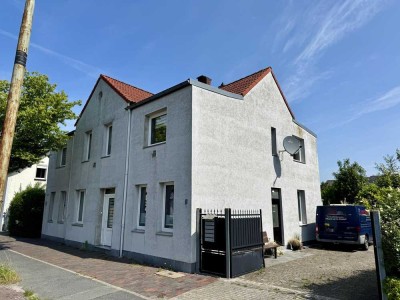 Kernsaniertes Haus mit zwei Ferienwohnungen in Neuengroden - Preissenkung