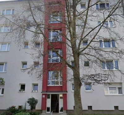 Schöne und modernisierte 2,5-Zimmer-Wohnung mit geh. Innenausstattung mit EBK in Lauf an der Pegnitz