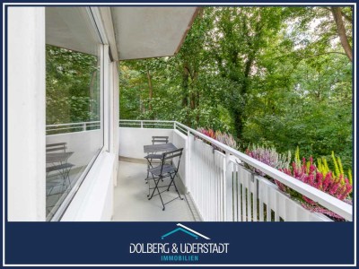 Helle 2-Zimmer-Eigentumswohnung  im Sachsenwaldhochhaus mit Balkon und Blick ins Grüne