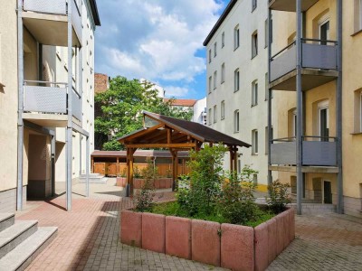 WG-geeignete Dachgeschosswohnung
