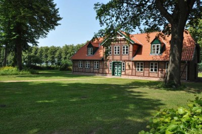 Gutshofleben in der alten Gärtnerei