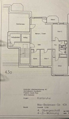 Helle, geräumige 4 Zi. Dachgeschosswohnung mit Dachterrasse und Einbauküche