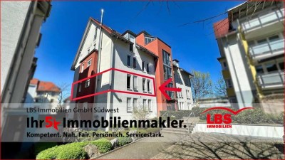 Charmante Etagenwohnung mit Tiefgaragenstellplatz