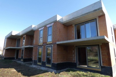 NIEDRIGENERGIE NEUBAUWOHNUNG SÜDTERRASSE EIGENGARTEN
