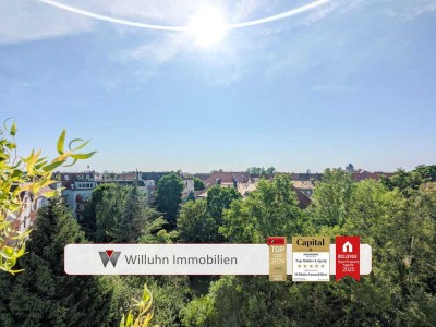 Herrlicher Weitblick über Leipzig - Balkon - Stellplatz - Aufzug - 2 Zimmer + Küche - FERNWÄRME