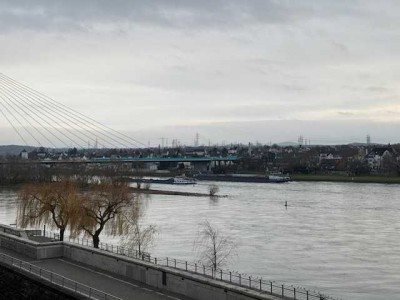 Stilvolle 3-Zimmer-Wohnung mit Einbauküche und Rheinblick in Neuwied. Verkauft wird von privat!