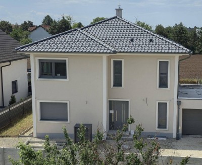 *PRIVAT* Hochwertiges Einfamilienhaus mit Wohnkeller und Garage in Gänserndorf Süd