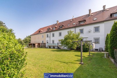 Charmante möblierte Eigentumswohnung mit Wellnesskeller und schönen Blick ins Grüne - sofort beziehbbar