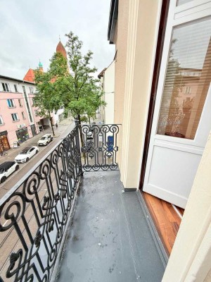 *Hauptbahnhof ganz nah*Lichtdurchflutete und geräumige vier Zimmerwohnung*