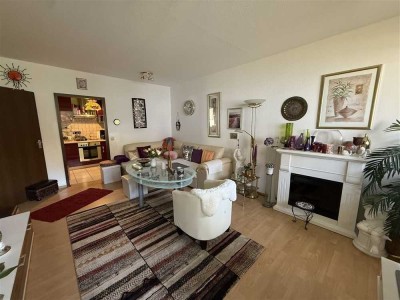 Gepflegte ETWG mit Balkon und Duplexgarage in 66121Saarbrücken  zu verkaufen