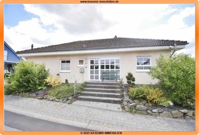 Attraktives Einfamilienhaus mit ausgebautem Kellergeschoss und zusätzlichem Baugrundstück