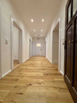 Renovierte 3 Zimmer Altbauwohnung