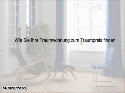 3-Zimmer-Wohnung, Balkon und Stellplatz