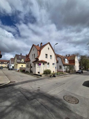 Saniertes Mehrfamilienhaus mit Charme
