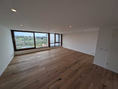 Helle 2-Zimmer Wohnung in Burg/Höhscheid