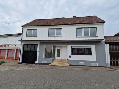 PROVISIONSFREI geräumiges Mehrfamilienhaus mit 3WE gepflegt