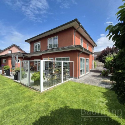 EINFAMILIENHAUS FÜR 
MENSCHEN MIT ANSPRUCH
 - KOMFORT AUF ALLEN EBENEN -