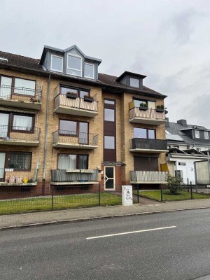 2 Zimmer Wohnung mit Balkon und Teil möbliert in Schenefeld