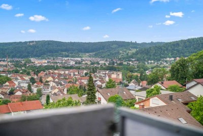 Abendsonne inklusive! – Charmante 2-Zimmer-ETW mit Hallenbad & TG in Lörrach-Bühl